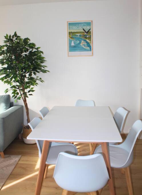 Apptartement Neuf - Situation Ideale - Balneo - Parking Apartment